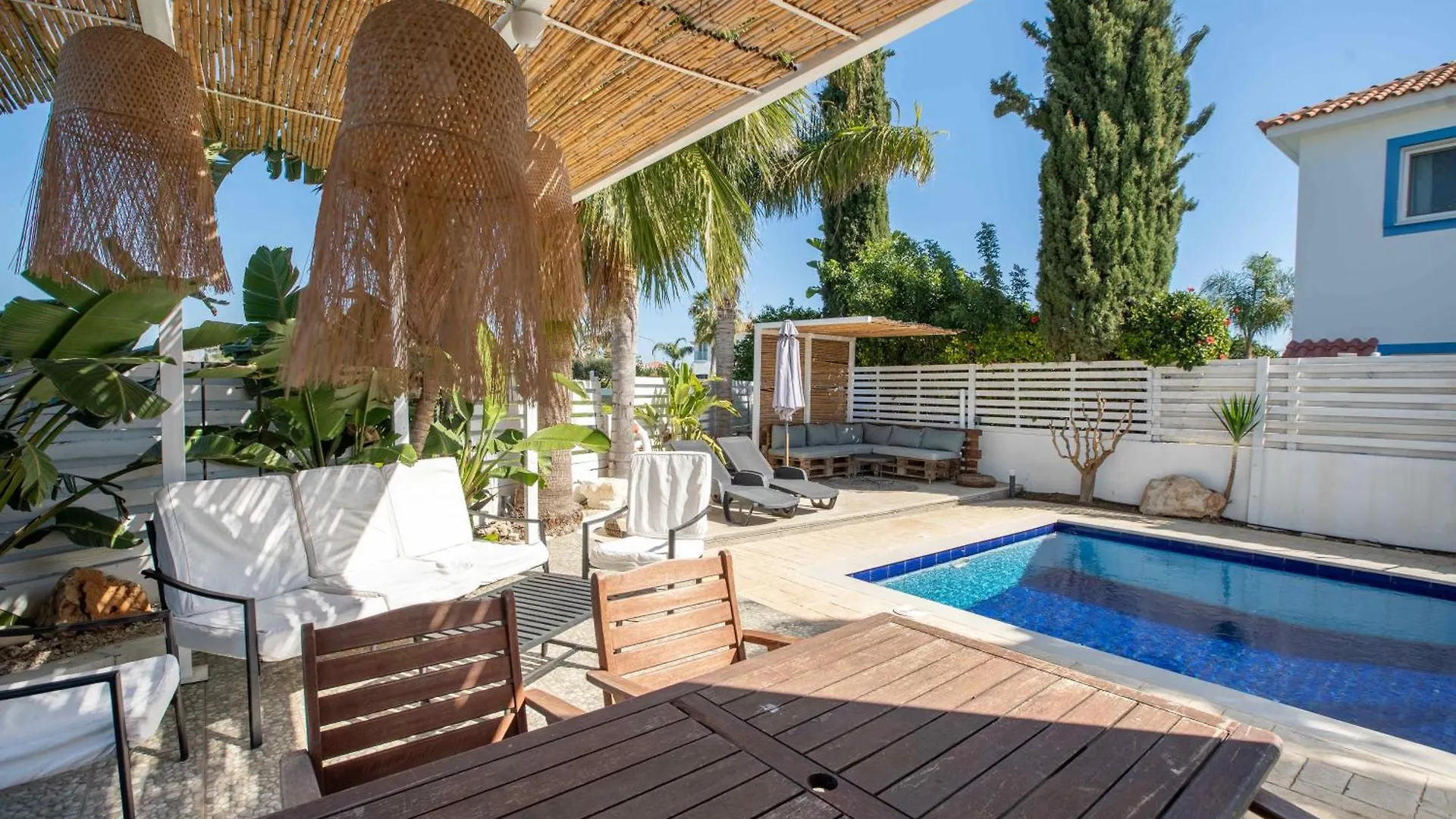 Phaedrus Living: Luxury Villa Oceania Ayia Napa 0*,